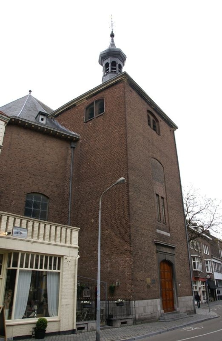 Maastricht_-_rijksmonument_27478_-_Sint_Pieterstraat_6_-_Waalse_Kerk_20100514.jpeg